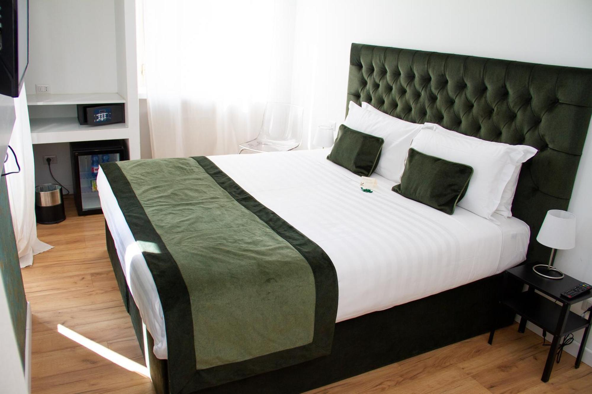 Home At Rome St. Peter Rooms&Apartment Roma Exterior foto